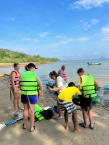 Koh Mook Garden Beach - 21