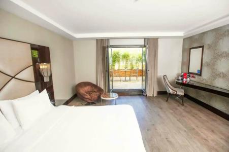 DoubleTree by Hilton Istanbul Esentepe - 90