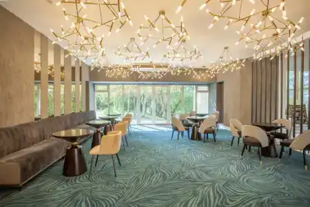 Интурист - 17