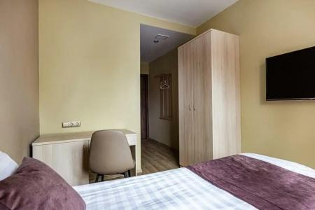 Рус хотел групп - 81