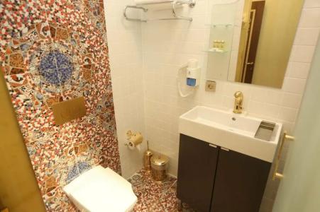 Laleli Blue Marmaray - 40