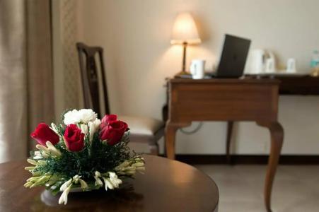 Howard Plaza The Fern, - 14