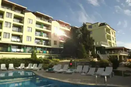 Silver - All Inclusive & Free Parking - 3