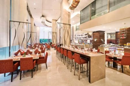 Holiday Inn Mumbai International Airport, An Ihg - 40