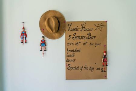Zante Flower Studios & - 16