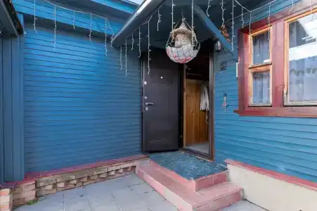 Монастырская изба - 16