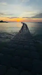 Crescent Bay Resort - 4