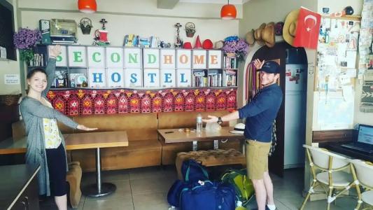 Second Home Hostel - 37