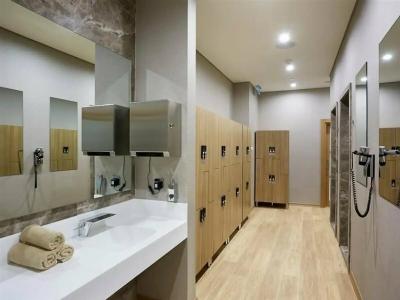 DoubleTree by Hilton Istanbul Esentepe - 50