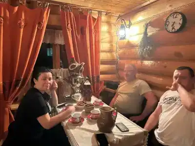 Петров Дом - 28