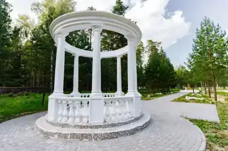Макаренко - 0