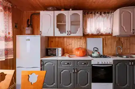 Монастырская изба - 9