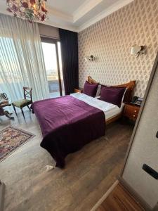 West Inn - 4