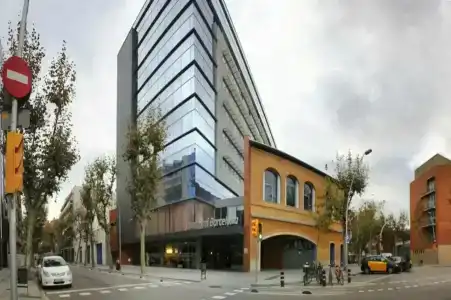 Ilunion Barcelona - 4