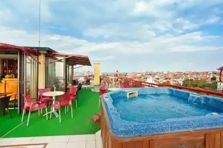 Saint George & Medical Spa - 23