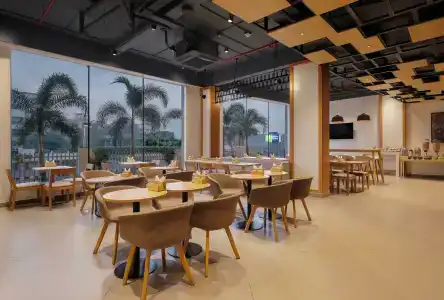 Holiday Inn Express Chennai Omr Thoraipakkam, An Ihg - 9