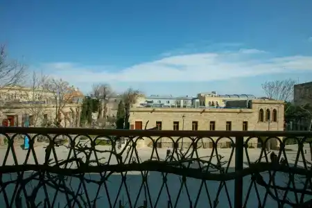 Shah Palace - 11
