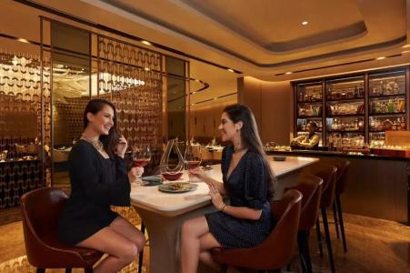 Courtyard by Marriott Mumbai International Airport - 50