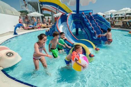 The Lumos Deluxe Resort & Spa - 63