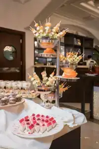 The Royal Mezbon & SPA - 11