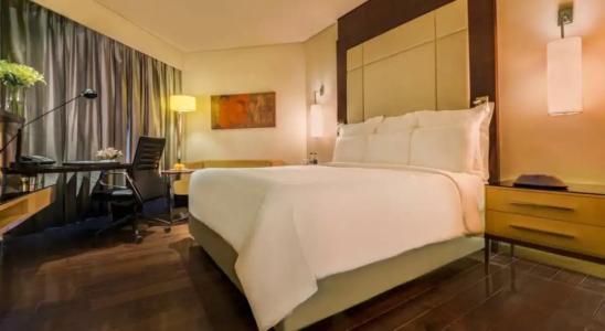 Jw Marriott Mumbai Juhu - 96