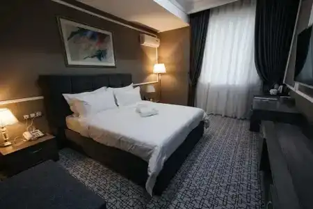 The Royal Mezbon & SPA - 36