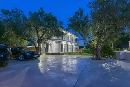 Litore Luxury Living - 3