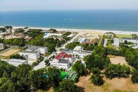 Color Green Village Cesenatico Family - 1