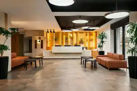 Ramada Encore by Wyndham - 36