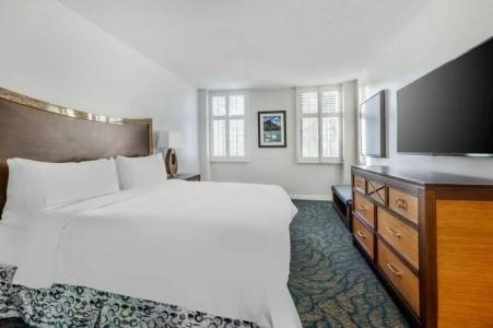 Hilton Grand Vacations Club at Hilton Hawaiian Village - 77