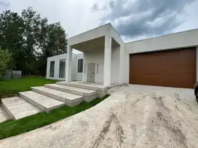 Вилла в Ерёмино - 0