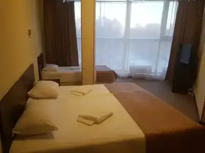 Кремлевский - 100