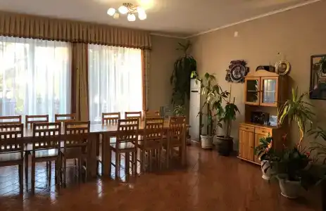 Уютная - 13