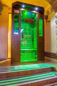 Saint George & Medical Spa - 18