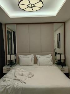 Gleam Collection - 19