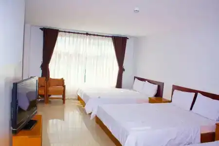 Thien Nga Family - 60