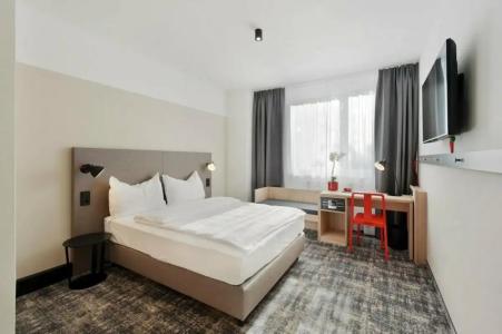 Wyndham Garden Munich Messe - 42