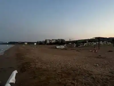 Золотые Пески - 44