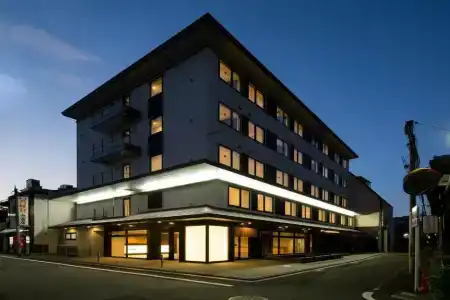 Glad One Kyoto Shichijo - 1