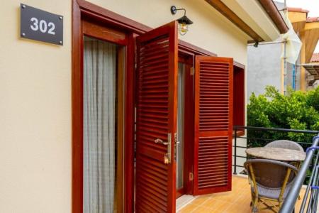 Kiana KaleİÇİ - 16