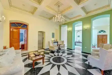Apollonion Palace - 62