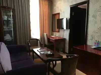 Royal  - 30