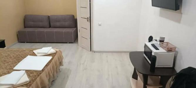 Московский - 83