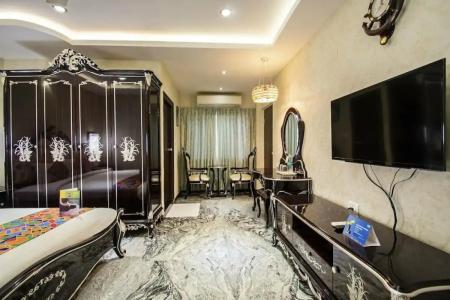 Nk Courtyard Guindy - 13