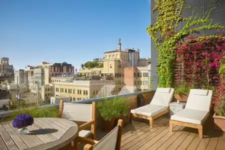 The Barcelona Edition - 12