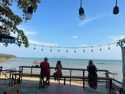 Koh Mook Garden Beach - 19