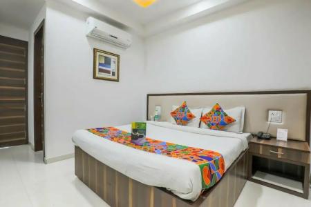 FabSapphire Inn - 53