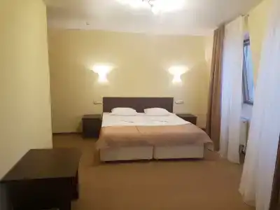 Кремлевский - 75