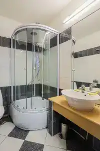 Невский проспект - 10