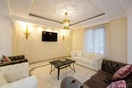 Orchid Boutique - 72